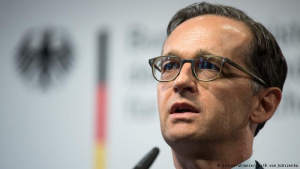 ألمانيا : وزير العدل يطالب بـ ” تضمين مناهج الاندماج التي يتلقاها اللاجئون العبر المستفادة من المحرقة النازية “