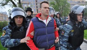 روسيا : الكرملين يقول إن عدم قبول ترشيح المعارض ” نافالني ” لا يؤثر على شرعية الانتخابات الرئاسية
