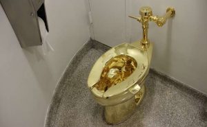 متحف أمريكي يعرض على دونالد ترامب مرحاضاً ذهبياً بدلاً من لوحة فان غوخ !