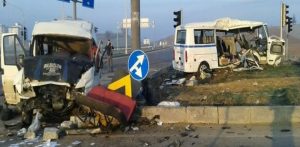 تركيا : وفاة عاملين سوريين و إصابة آخرين جراء حادث سير مروع بسبب ” عطل بإشارة المرور ” ( فيديو )