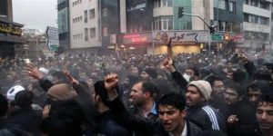 مجلس النواب الأمريكي يعتمد قراراً يدعم التظاهرات في إيران