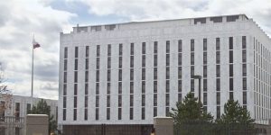 بلدية واشنطن تطلق على ساحة قبالة السفارة الروسية اسم معارض روسي