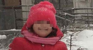 وفاة طفلة روسية تجمداً بعد أن نسيها المدرسون خارج المدرسة