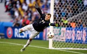 هل يغيب مانويل نوير عن منتخب ألمانيا في كأس العالم ؟