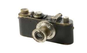 النمسا : بيع كاميرا عمرها 95 سنة بـ 2.4 مليون يورو !