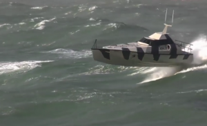 شركة إيرلندية تطور قارباً مضاداً للعواصف العاتية ( فيديو )