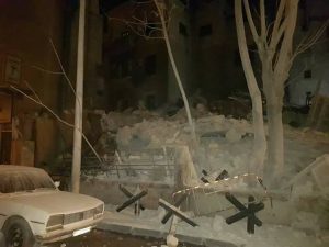 انهيار مبنى سكني مهجور وسط دمشق ( صور )