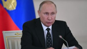 بوتين يقول إنه لن يعدل الدستور للبقاء في السلطة