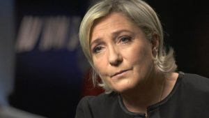 زعيمة اليمين الفرنسي تخضع لتحقيق بسبب تغريدات تتعلق بـ ” داعش “