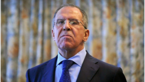 لافروف معلقاً على طرد الدبلوماسيين الروس : سنرد على هذه الوقاحة