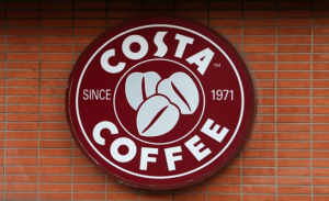 مقاهي ” كوستا ” البريطانية تتعهد بإعادة تدوير نصف مليار كوب قهوة بحلول 2020