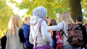 ألمانيا : ولاية تدرس حظر الحجاب للقاصرات في المدارس