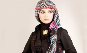 الممثلة المصرية حنان ترك تتراجع عن اعتزال التمثيل