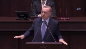 تركيا : تويتر يشتعل بعد تصريح لأردوغان حول ” التنحي عن السلطة إن رغب الشعب بذلك ” ( فيديو )