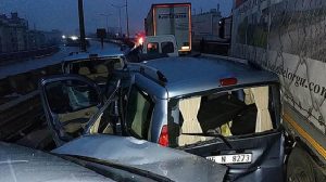 تركيا : إصابات جراء حادث سير اشتركت فيها 12 شاحنة و سيارة ( فيديو )