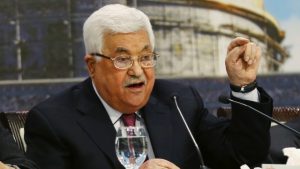 بريطانيا : تصريحات عباس بشأن المحرقة النازية “ مقلقة بشدة ”