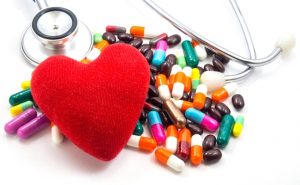 دراسة تحذر : 11 مليون شخص يتناولون أدوية القلب الخاطئة ( فيديو )