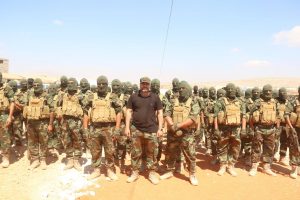 الجيش الحر : تخريج دورة لـ ” جيش العزة ” في ريف حماة ( صور )