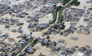 أمطار غير مسبوقة تقتل و تشرد و تحاصر آلاف اليابانيين
