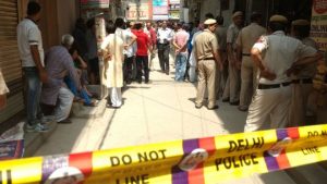 الهند : العثور على 10 جثث معلقة بسقف منزل