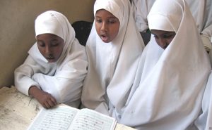 الجزائر : سحب آلاف النسخ من القرآن الكريم من التداول