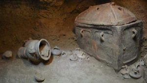 اليونان : اكتشاف مقبرة في جزيرة كريت عمرها أكثر من 3 آلاف سنة