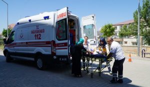 إصابة 8 سوريين بينهم طفلة جراء حادث سير في تركيا ( فيديو )