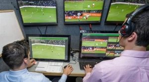 رابطة الأندية الأوروبية تؤيد استخدام حكم الفيديو في بطولات ” يويفا “