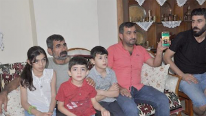 وكالة تركية : السوريون في تركيا قلقون على حياة أقربائهم في إدلب ( فيديو )