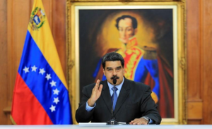احتجاز رجلين في فنزويلا بسبب فيديو ساخر يشبه الرئيس بـ ” الحمار “