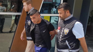 سجله حافل بـ 45 سابقة ! .. تركيا : القبض على سجين فار مرتكب لعدة سرقات آخرها مطعم سوري ( فيديو )