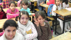 تركيا : قرار بإغلاق مراكز تعليم مؤقتة مخصصة للسوريين و نقل طلابها إلى مدارس تركية ( فيديو )
