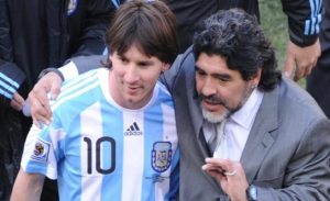مارادونا ينصح ميسي : لا تعد للأرجنتين .. سيحملونك فشلهم
