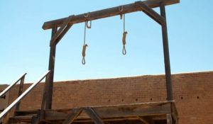 الإعدام شنقاً لمؤذن مسجد اغتصب طفلة في السودان