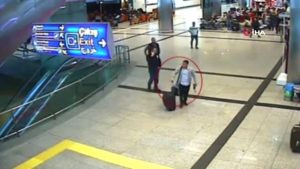 تركيا : إحباط محاولة تهريب كمية ضخمة من الكوكايين في مطار أتاتورك .. هؤلاء هم المتورطون ( فيديو )