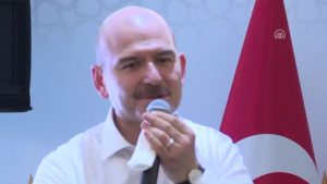 تركيا : وزير الداخلية يكشف أرقاماً صادمة إيجابياً عن نسبة تورط السوريين بحوادث التسول و التحرش ! ( فيديو )