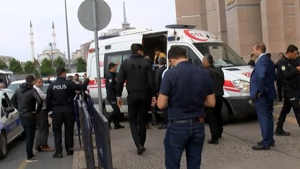 تركيا : ” مشاجرة سكاكين ” في القصر العدلي باسطنبول ! ( فيديو )
