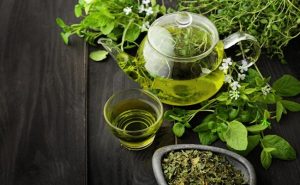 التأثيرات الإيجابية و السلبية للشاي الأخضر على الصحة