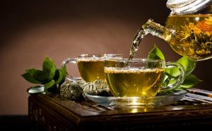 علماء : الشاي الأخضر مفيد للعظام