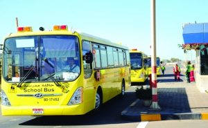 الإمارات : سائق حافلة مدرسية يتحرش بطالبة و كاميرا توثق أفعاله
