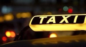 الإمارات : سائق أجرة آسيوي يعض راكبة بعد خلاف على توصيلة !