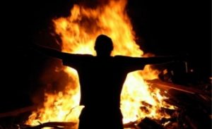مصري ينتحر حرقاً بسبب خلافات عائلية مع شقيقته