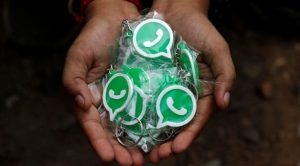 ” واتس آب ” تطلق حملة ضخمة لحجب مستخدمي ” واتساب بلس “