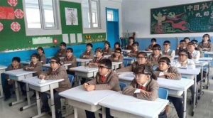 في الصين .. عصابات رأس ذكية لمراقبة انتباه الطلاب في المدارس