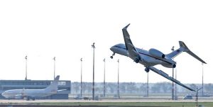 ألمانيا : إصابة طائرة حكومية ألمانية خلال هبوطها اضطرارياً بأضرار جسيمة