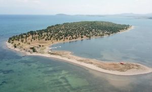جزيرة تركية معروضة للبيع من قبل سكانها !