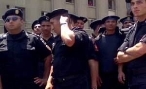 انتحار شاب مصري داخل قسم شرطة بسبب خلاف مع زوجته !