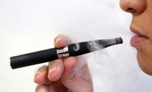 دراسة : السجائر الإلكترونية أكثر خطراً على الأوعية الدموية