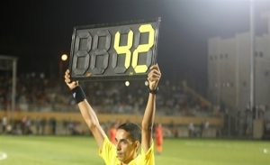 42 دقيقة وقت بدل ضائع في مباراة بدوري قطاع غزة !