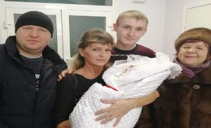 وفاة سيدة روسية بعد استئصال ” رحمها ” أثناء الولادة بالخطأ